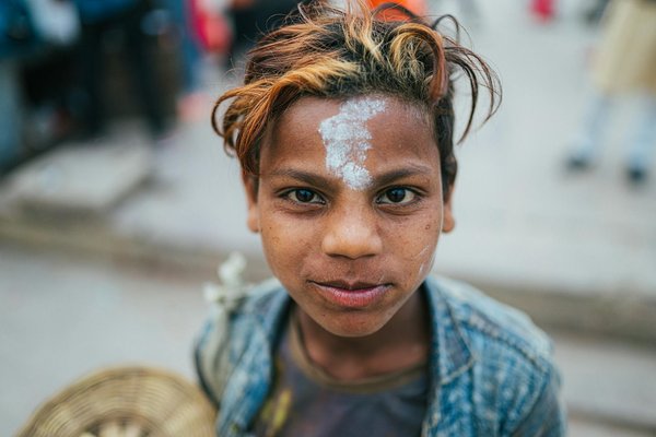 Comment choisir une lampe de bureau adaptée à vos besoins